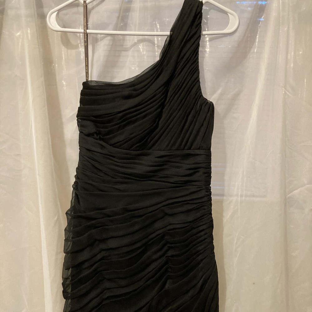 Monique Lhuillier Bridesmaids Black Ruched Chiffon Dress